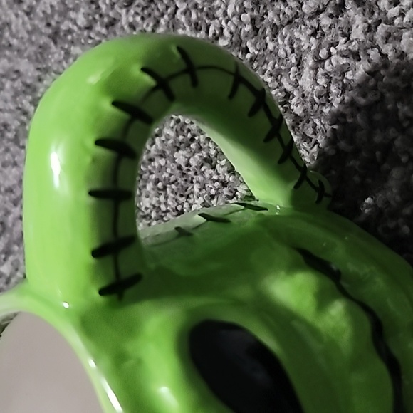 Nightmare before Christmas Oogie Boogie Cermic 16.5oz Mug!!! - Picture 3 of 6